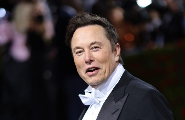 Elon Musk Briefly Loses Forbes' Crown as World's Richest Person - CNET