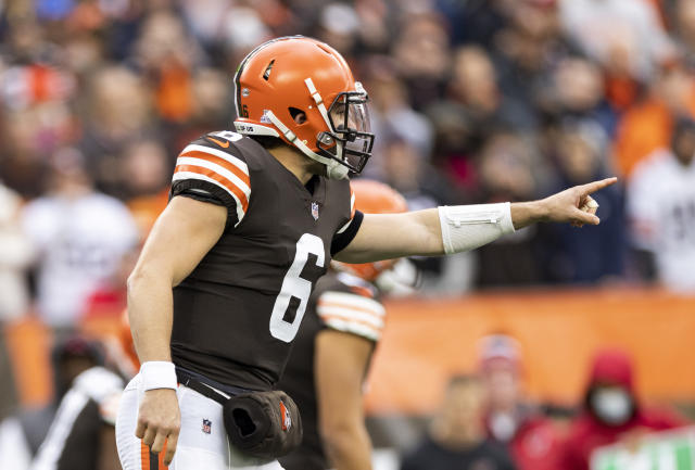 BAKER MAYFIELD'S HAIL MARY ATTEMPT ON MNF WAS THE LONGEST PASS