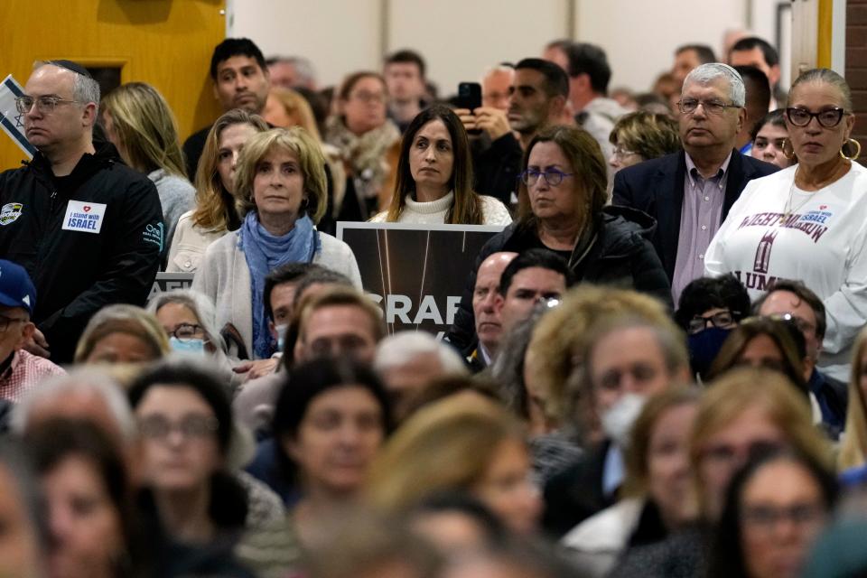 An estimated 3,000 people came to the Kaplen Jewish Community Center on the Palisades, in Tenafly, to take part in a rally for Israel, Tuesday, October 10, 2023.