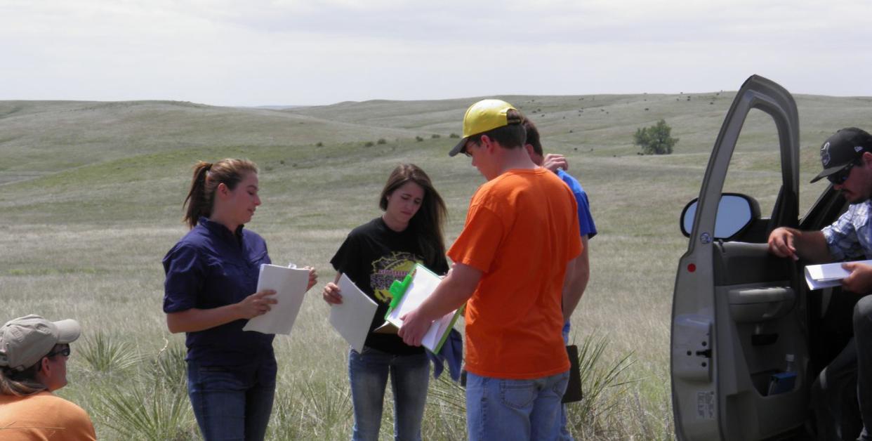Photo credit: Courtesy of National Resources Conservation Service, Rangeland and Soils Days at Philip, South Dakota.
