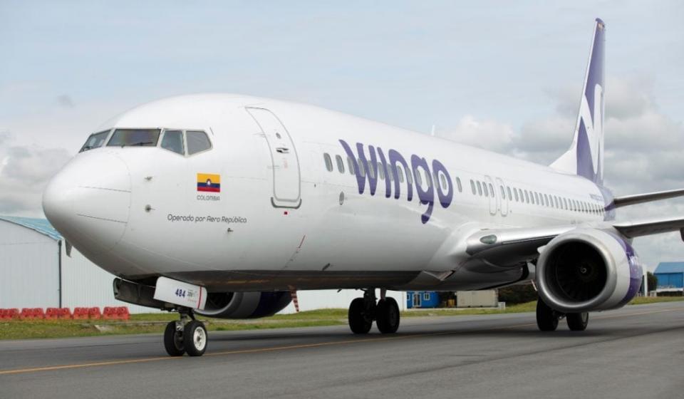 Avión de Wingo en posición de parqueo