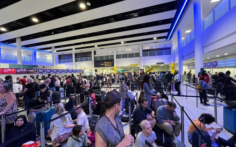 Passengers are facing long queues at Gatwick after the IT outage