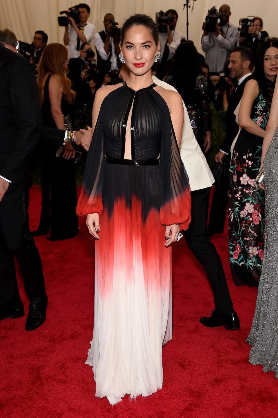 Olivia Munn attends the 2015 Met Gala.