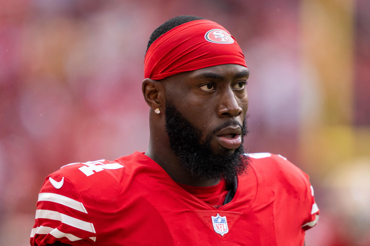 Omenihu played the 2022 season with the 49ers. (Kyle Terada-USA TODAY Sports)