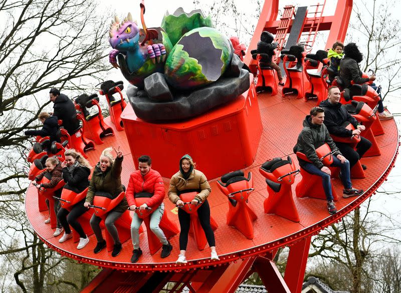 Two thousand people visit Hellendoorn theme park in the Netherlands as part of an experiment