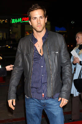 Ryan Reynolds at the Hollywood premiere of New Line Cinema's After the Sunset