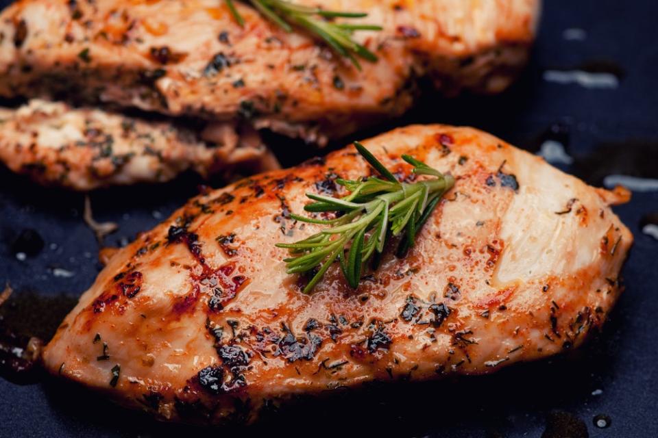 Garlic-Roasted Chicken Breasts