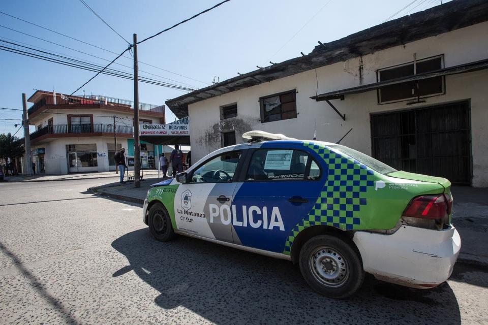 El tiroteo en el que murió un delincuente en Rafael Castillo derivó en el cierre de una carnicería; los empleados renunciaron por temor a represalias luego de detener a uno de los asaltantes