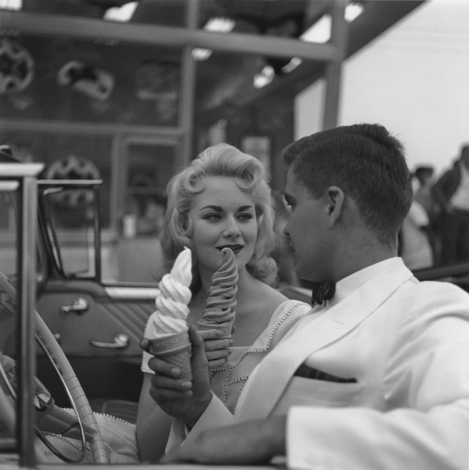 1955: Cones in a convertible