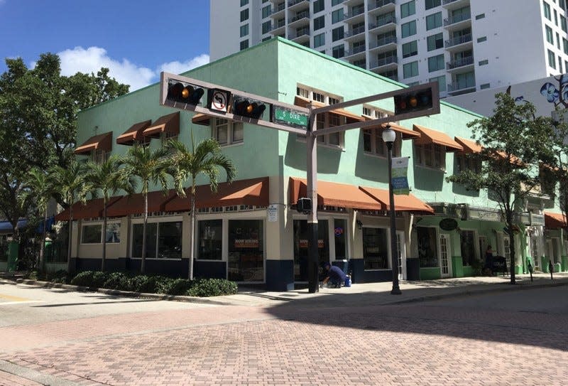 Pipeline Poke, in downtown West Palm Beach, was one of 19 Palm Beach County restaurants to get a perfect score on their health inspection last week.