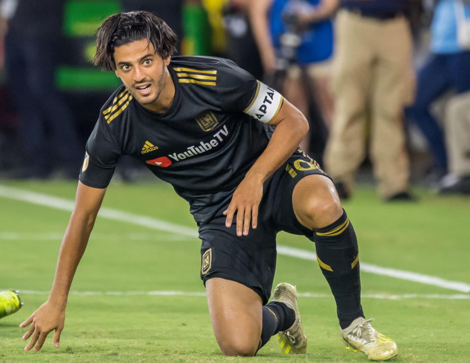 LOS ANGELES, CA - AUGUST 25:  Carlos Vela #10 of Los Angeles FC during Los Angeles FC's MLS match against Los Angeles Galaxy at the Banc of California Stadium on August 25, 2019 in Los Angeles, California.  The match ended in a 3-3 draw.  (Photo by Shaun Clark/Getty Images)