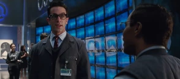 Alistair Smythe talking to Max Dillon in "The Amazing Spider-Man 2"