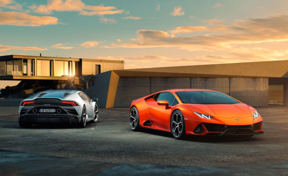 <p>A new front bumper, rear bumper, and side intake grace the Huracán's wedged, angular shape.</p>