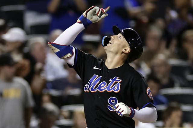 New York Mets starting pitcher Kodai Senga, of Japan, reacts against the  Seattle Mariners during the first inning of a baseball game Friday, Sept.  1, 2023, in New York. (AP Photo/Adam Hunger