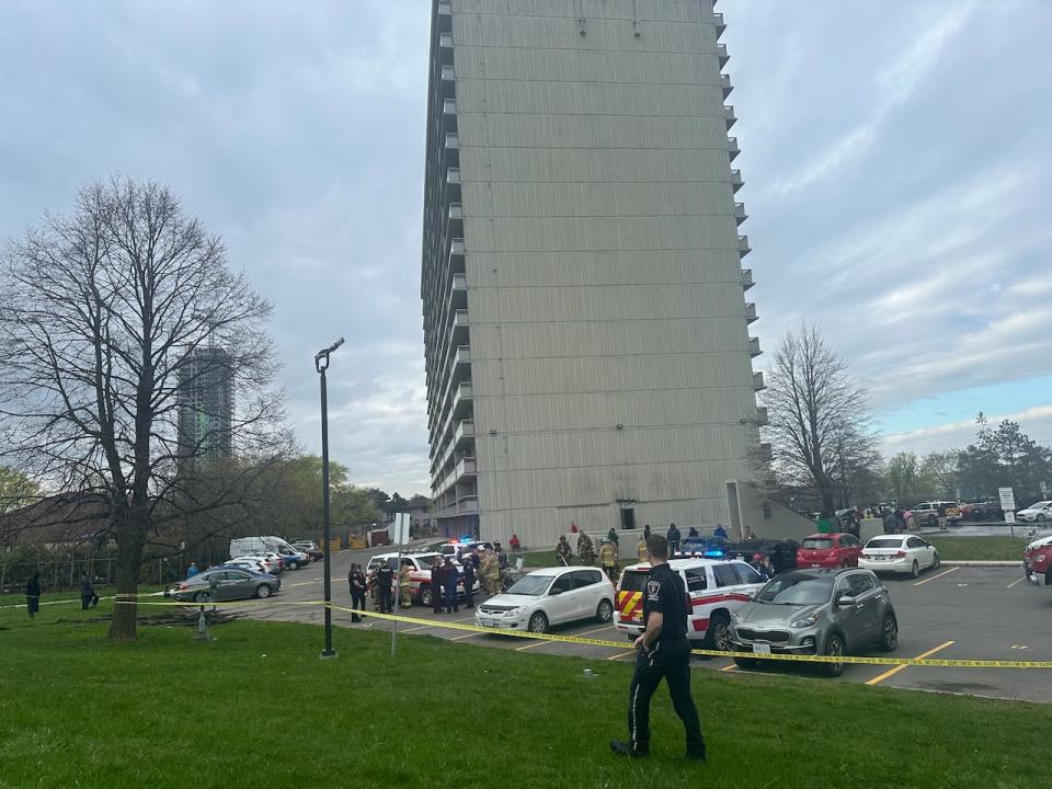 Emergency crews at a fire in a highrise building near the east end of Donald Street in Ottawa's Overbrook neighbourhood May 2, 2024.