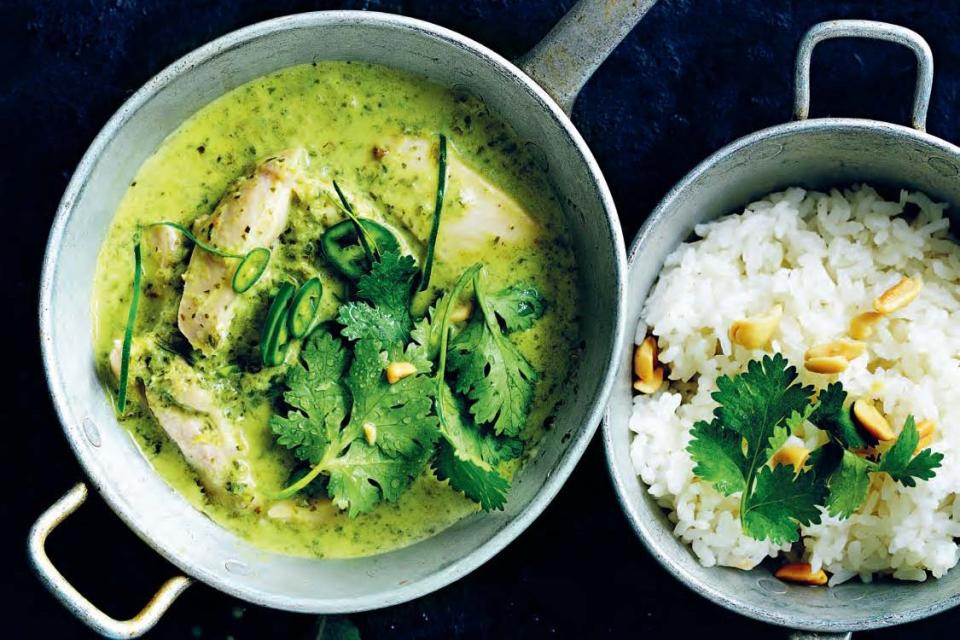 Fragrant Green Chicken Curry