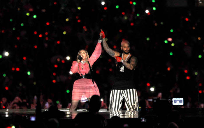 Maluma y Madonna actuando juntos
