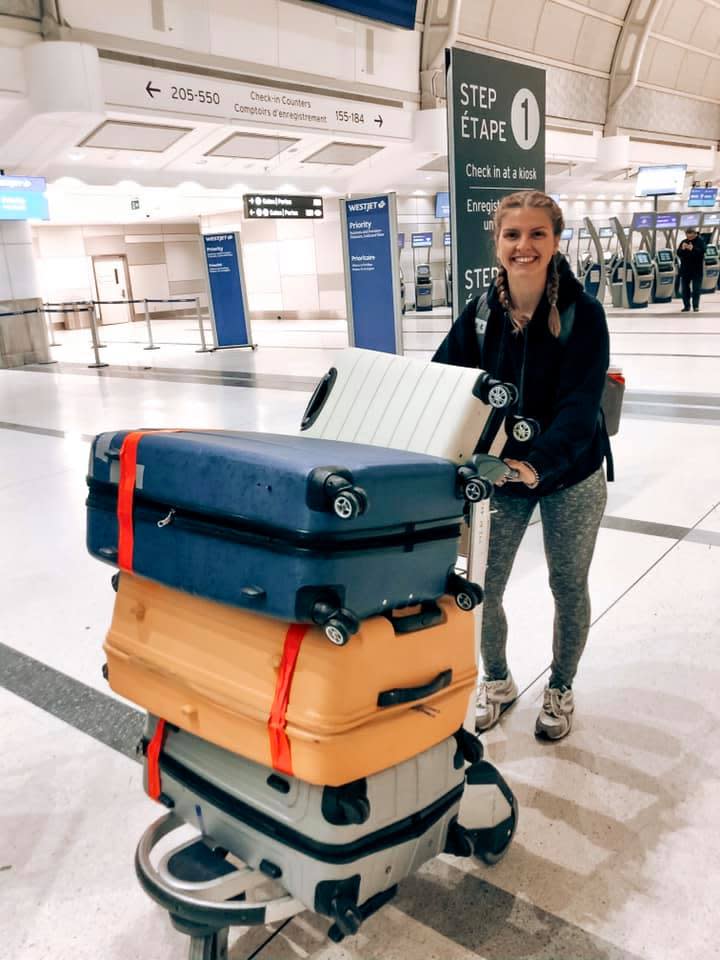 The recent university graduate is seen preparing for her flight to Australia. Source: Facebook