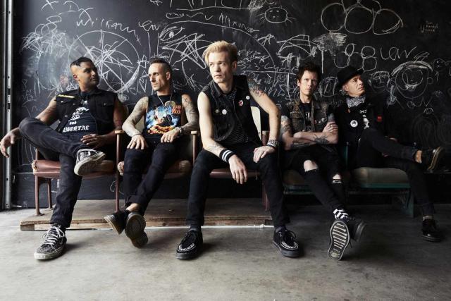 Sum 41 Announces Final Tour Dates and Last-Ever Show Ahead of Their  Separation