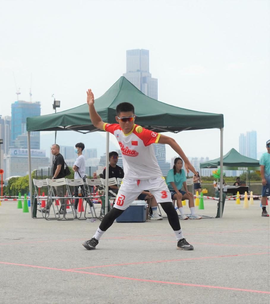 中國U18五人棒球隊於中環海濱與香港隊進行表演賽。（圖：香港棒球總會）