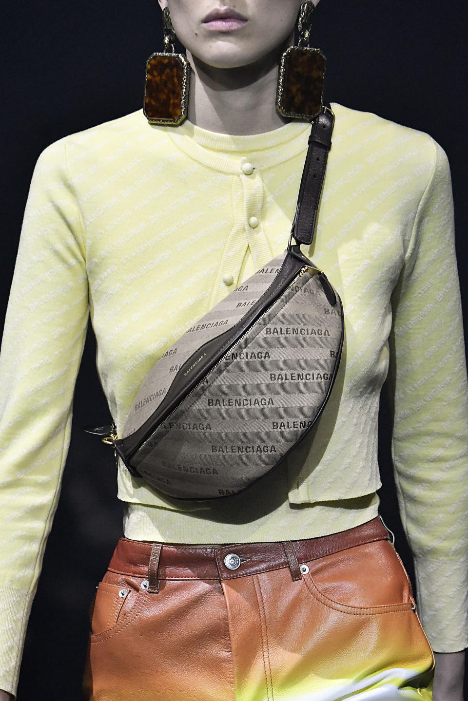 <p><i>Logo fanny pack from the SS18 Balenciaga collection. (Photo: Getty) </i></p>