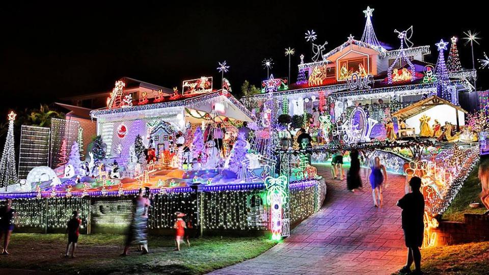 The most epic Christmas lights from around the country