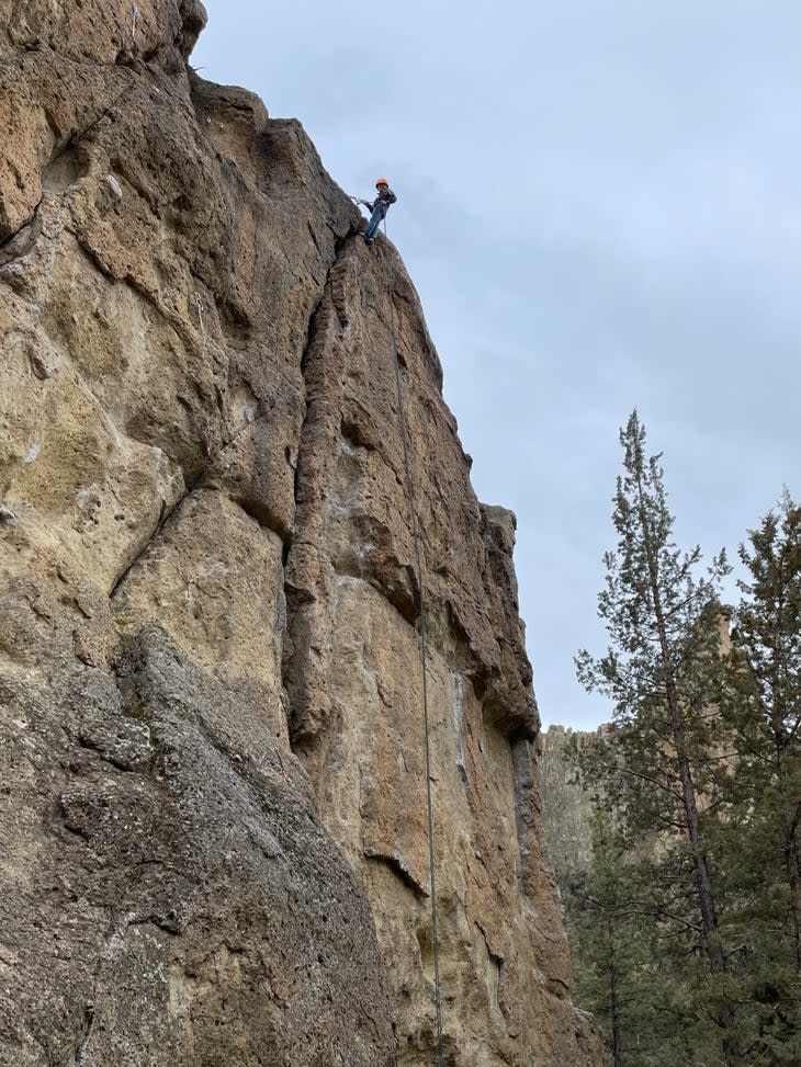 <span class="article__caption">Cohen at the top of 'Rope De Dope Crack' ready to rappel that day</span> (Photo: Scott Phillips)