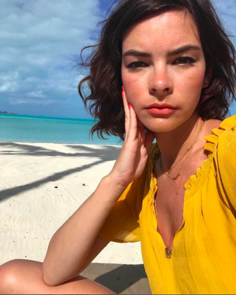 Kelly Oxford had the perfect response to being told she doesn't 'look like a mum'. Photo: Instagram/Kelly Oxford