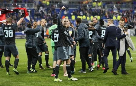 Football Soccer - Olympique Lyonnais v Ajax Amsterdam - UEFA Europa League Semi Final Second Leg - Parc Olympique Lyonnais, Decines-Charpieu, France - 11/5/17 Ajax's Donny van de Beek celebrates after the match Reuters / Robert Pratta Livepic