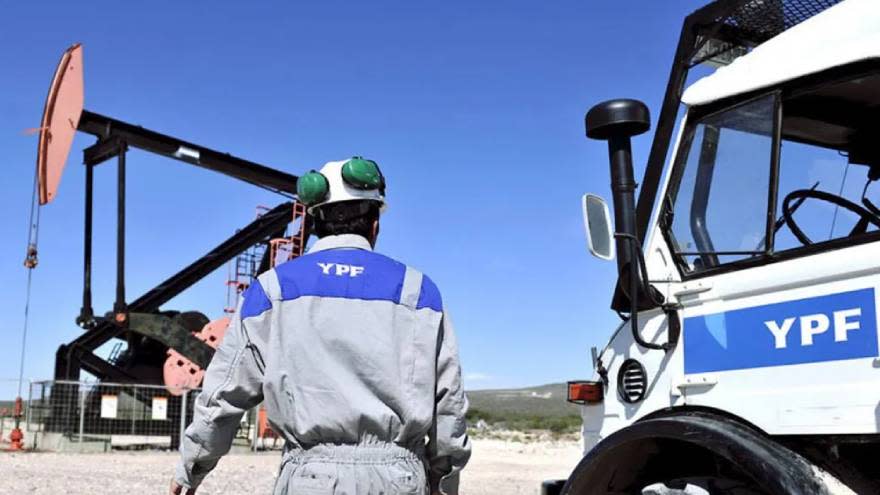 YPF creará nuevas rutas para la expansión del GNC.