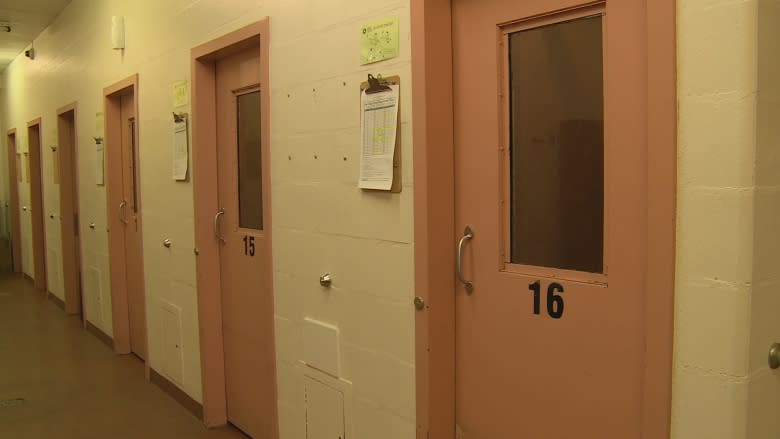 Winnipeg shelter to close intoxicated persons unit during day without funding boost