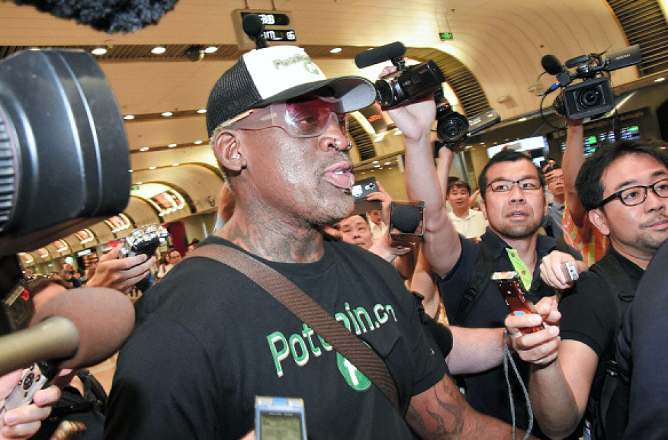 Dennis Rodman a su llegada al aeropuerto de Pyongyang. Foto: Getty Images