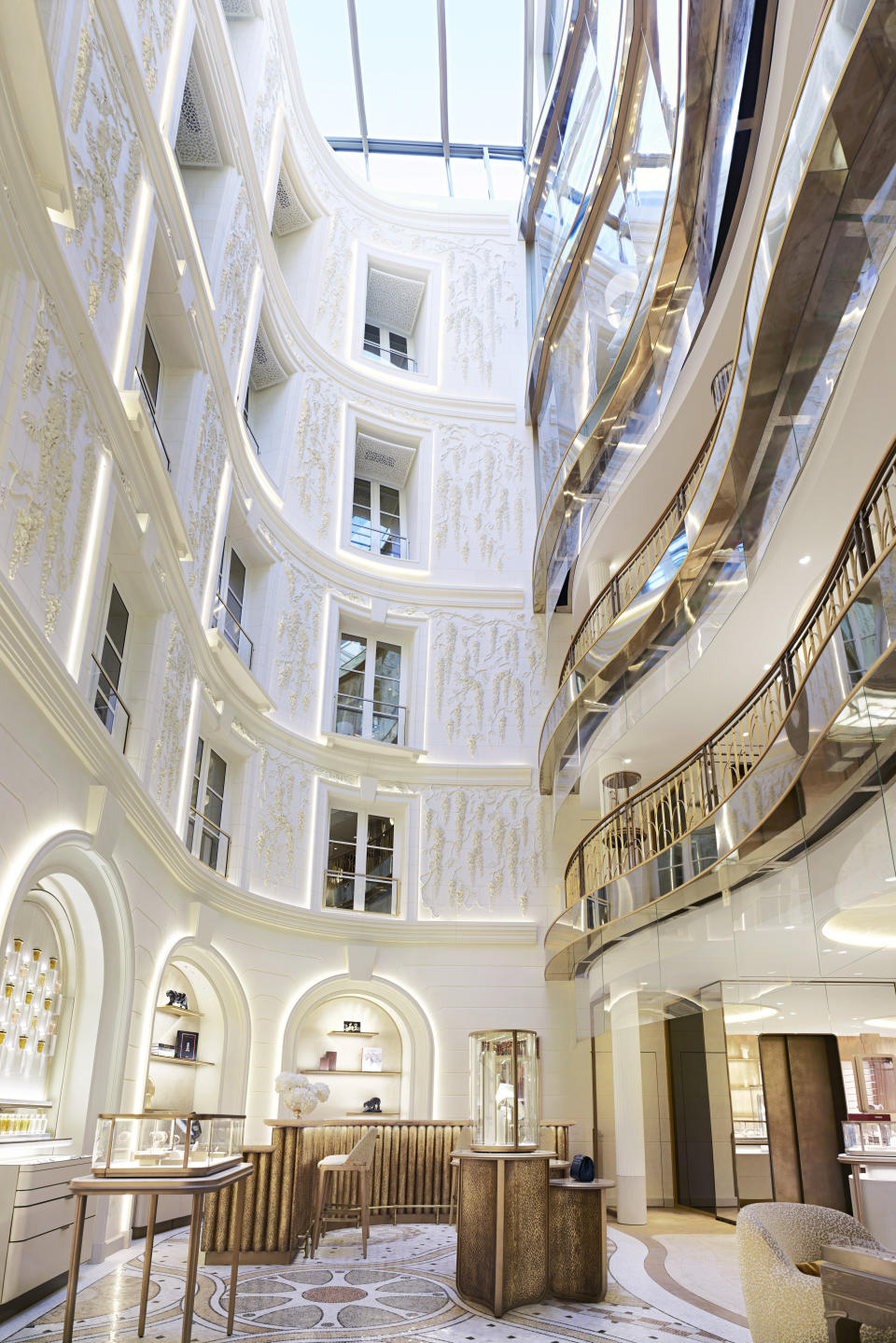 The new courtyard in the 13 Paix Cartier flagship.