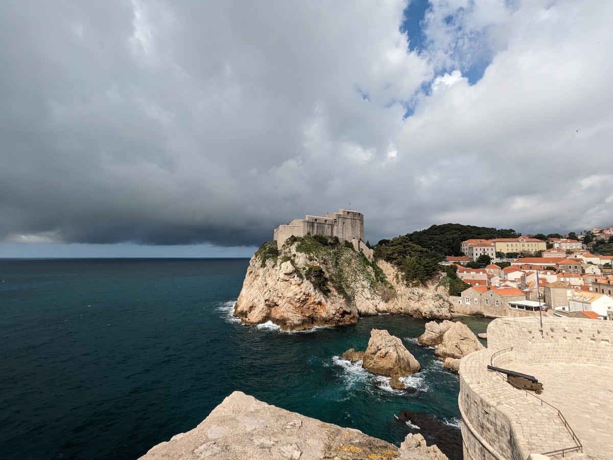 Dramatic spring weather over Fort Lovrijenac (Lucy Thackray)