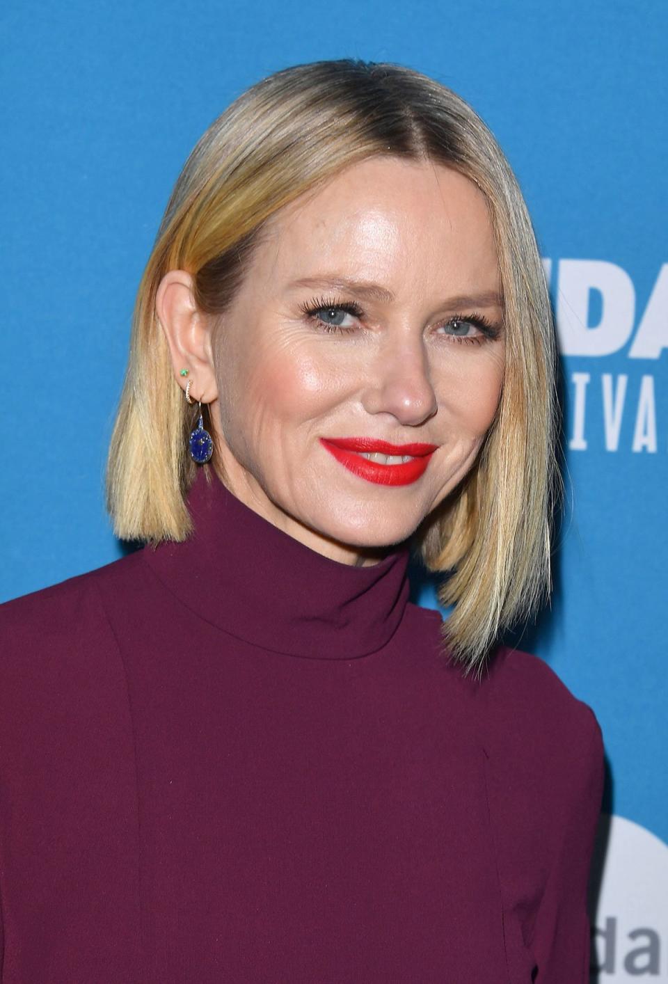 Naomi Watts' Sleek and Straight Bob 