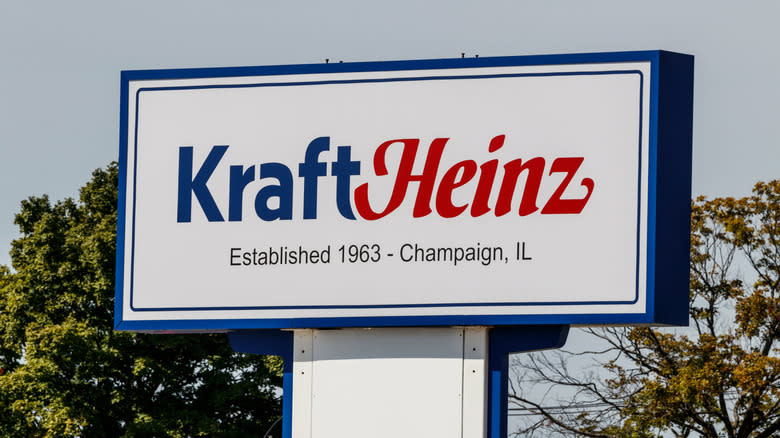 Kraft Heinz sign