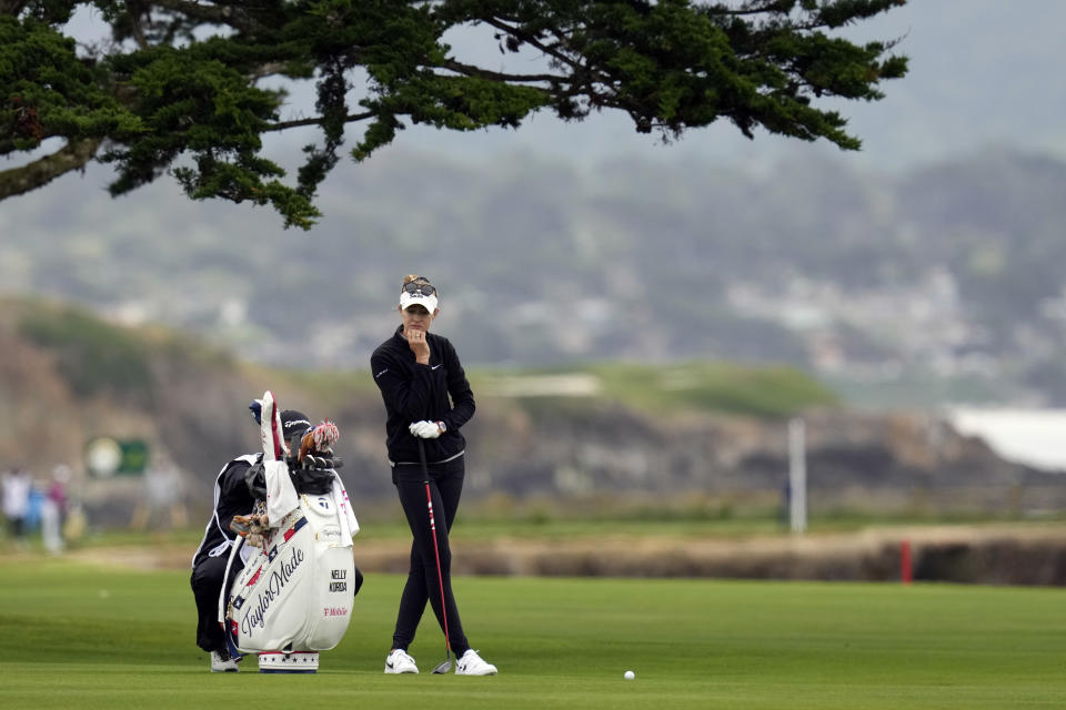 Nelly Korda waits to hit on the 18th fairway during the first round of the U.S. Women's Open golf tournament at the Pebble Beach Golf Links, Thursday, July 6, 2023, in Pebble Beach, Calif. (AP Photo/Godofredo A. Vásquez)