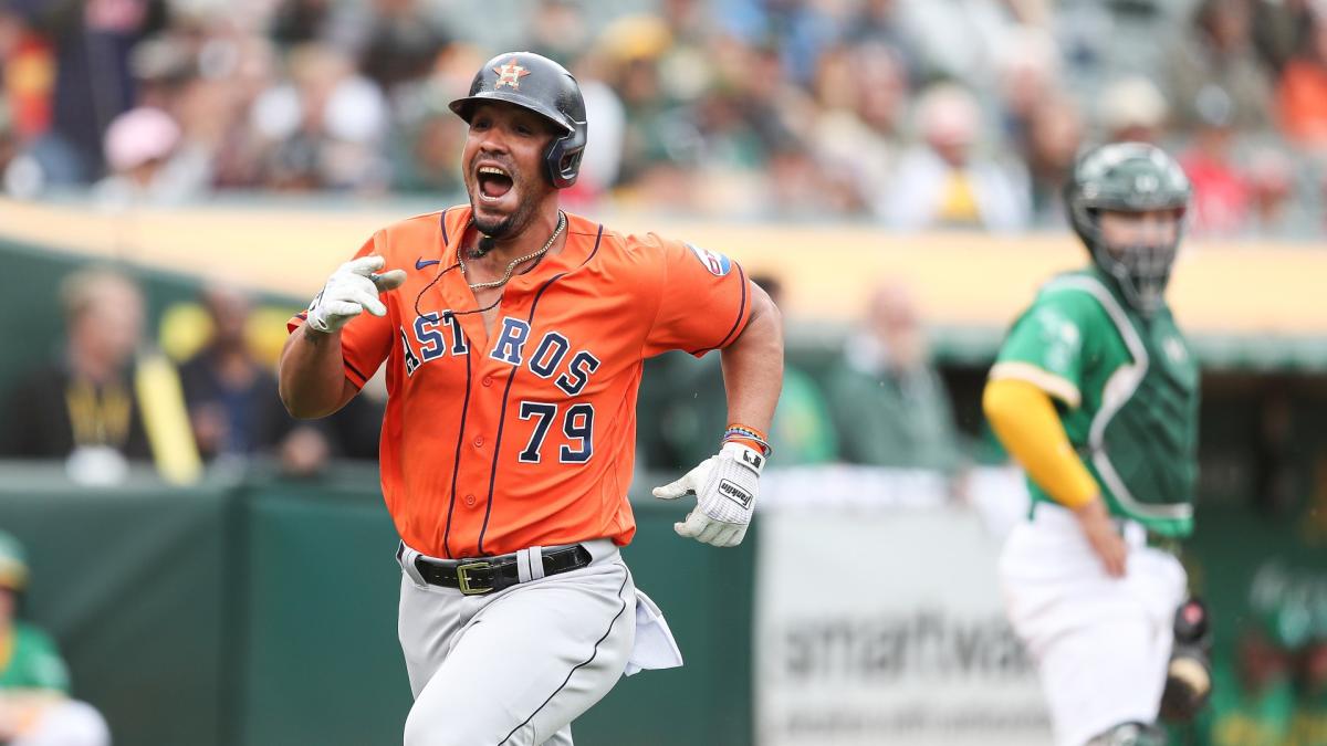 Jose Abreu on life with the Astros and leaving the White Sox, who