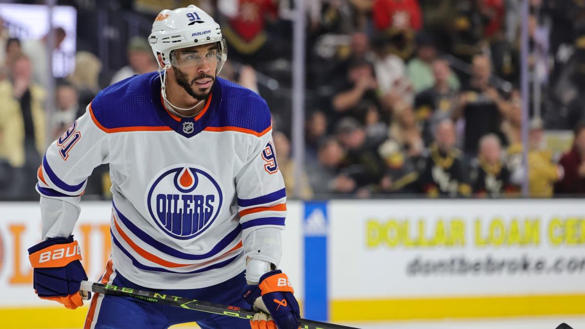 Evander Kane van de Oilers gebruikt een grappige valse naam in de Recreational Hockey League