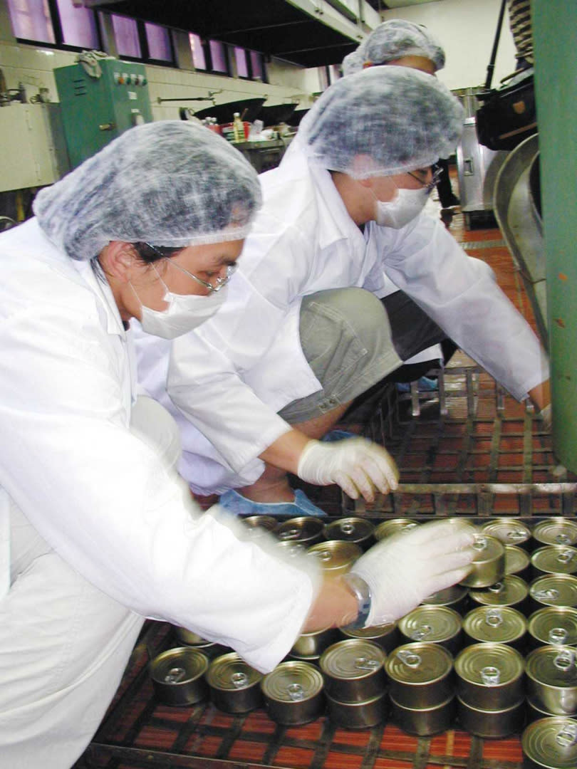 罐頭在製作過程中，經高溫殺菌，加上採用密封包裝，所以能長時間存放。（圖／報系資料照）
