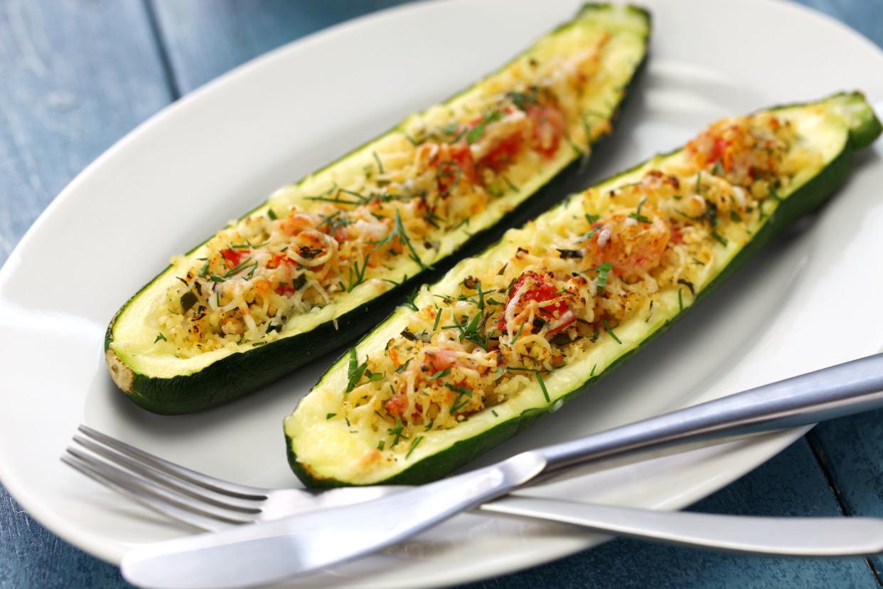 baked vegetarian zucchini boats, courgette farcie