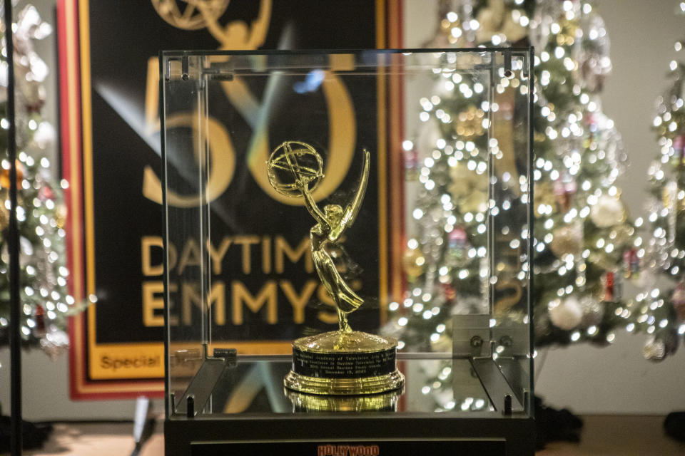 La Academia Nacional de Artes y Ciencias de la Televisión presenta su estatua conmemorativa número 50 del Emmy diurno anual en el Museo de Hollywood. (Photo by Harmony Gerber/Getty Images)