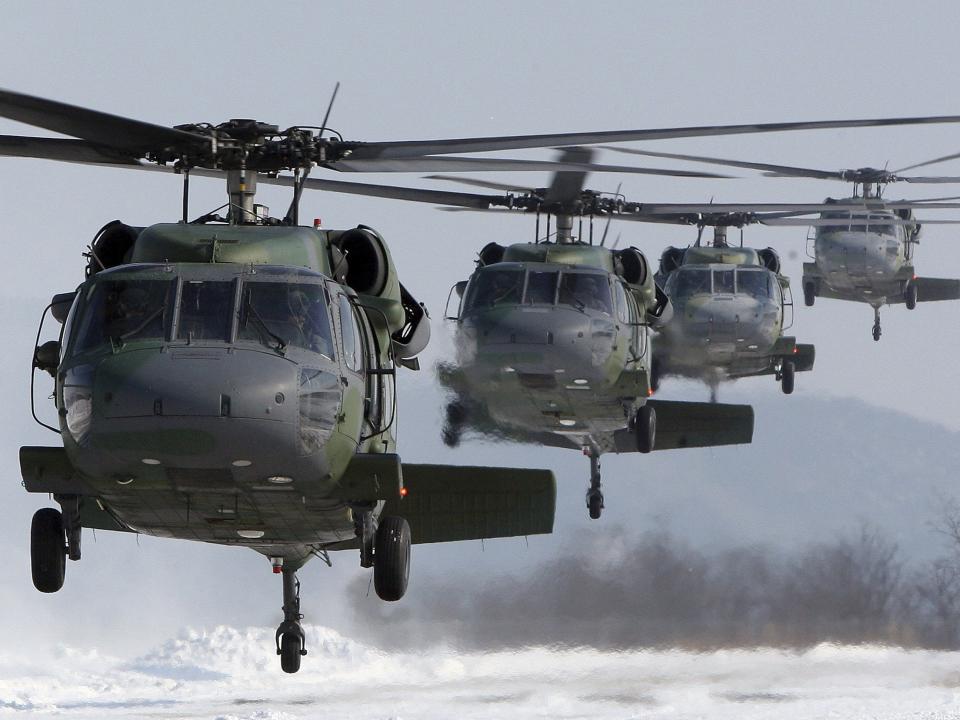 blackhawk helicopters