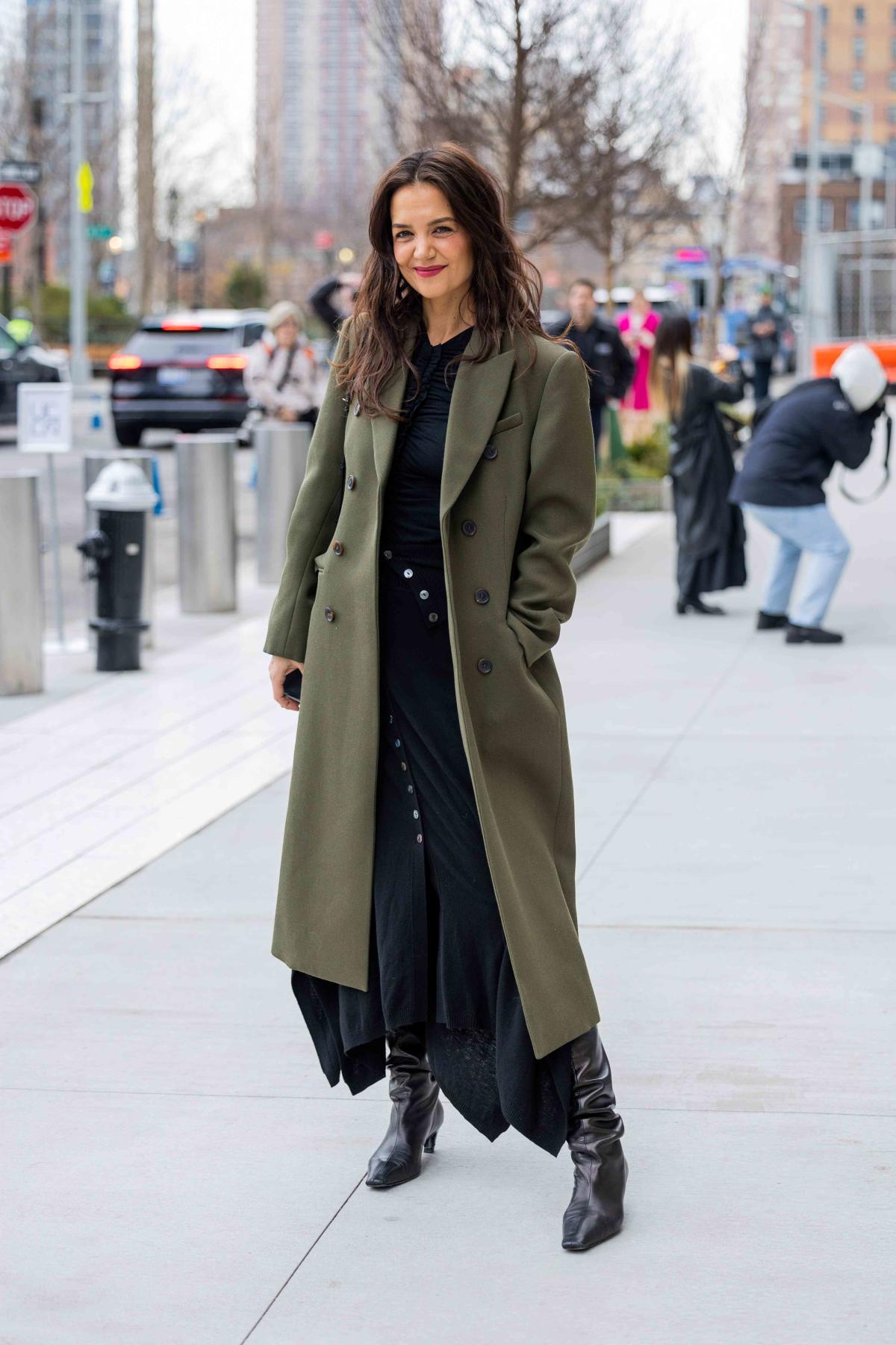 Katie Holmes Wore 4 Baublebar Necklaces with a Simple Outfit