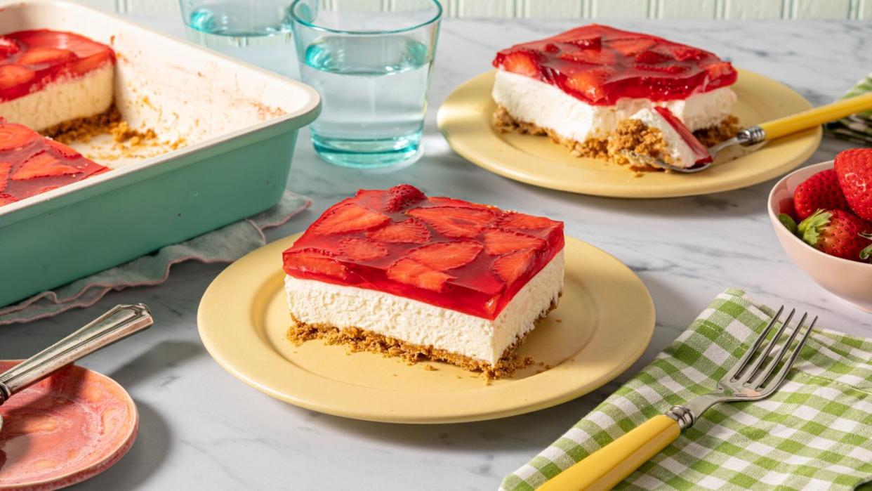 the pioneer woman's strawberry pretzel salad recipe