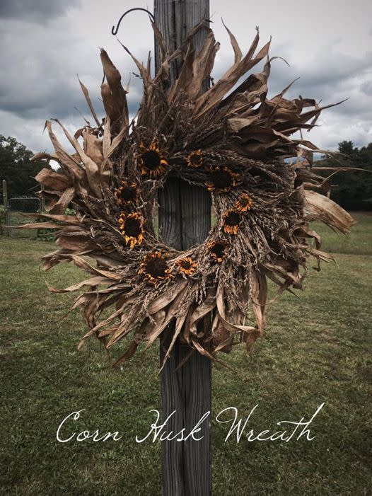 Cornhusk and Sunflowers Wreath