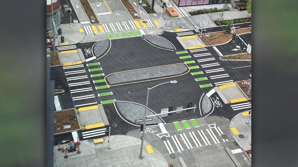 New ‘Protected Intersection’ Design Looks Awful, But Actually Makes Sense photo