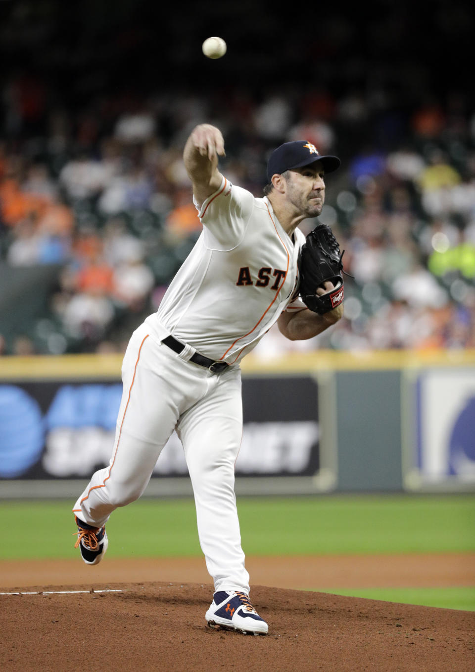 Houston Astros starting pitcher Justin Verlander throws against the Texas Rangers during the first inning of a baseball game Tuesday, Sept. 17, 2019, in Houston. (AP Photo/David J. Phillip)