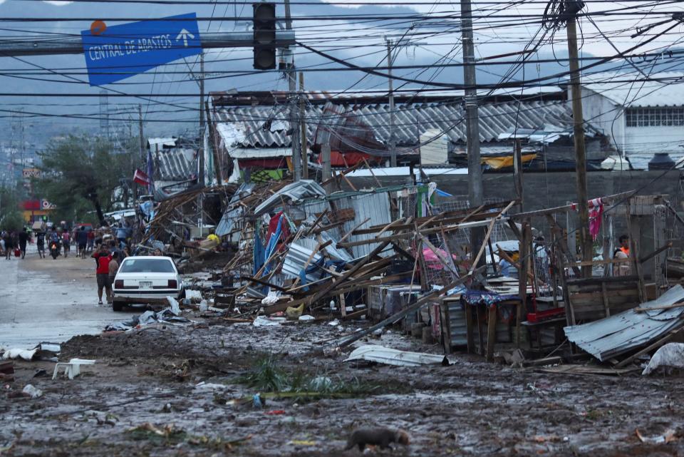 A view shows street stalls damaged by Hurricane Otis near the entrance to Acapulco, in the Mexican state of Guerrero (REUTERS)