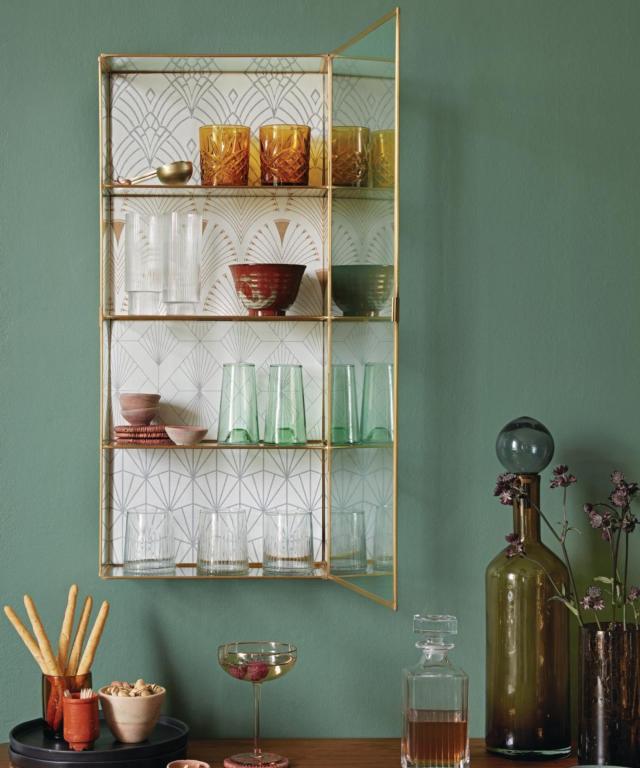 How to store glassware: 8 aesthetic and practical options